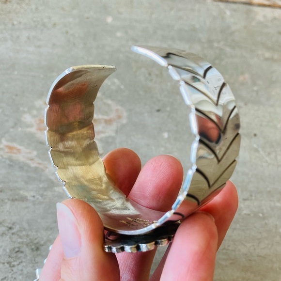 SOLD ♥️ Navajo ♥️ Robert Yellowhorse Sterling Silver & Turquoise Cuff - Picture 10 of 14